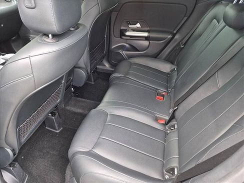 Used 2023 Mercedes-Benz GLA 250 image 18