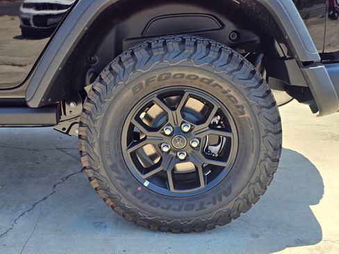 New 2026 Jeep Wrangler Unlimited Sport AWD/4WD image 10