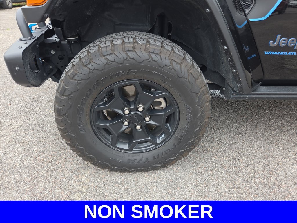 Used 2023 Jeep Wrangler Unlimited Rubicon 4xe AWD/4WD image 22