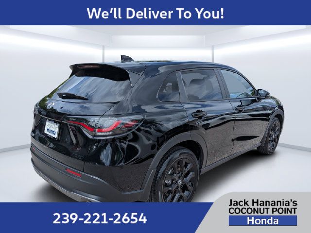 Used 2025 Honda HR-V Sport image 3