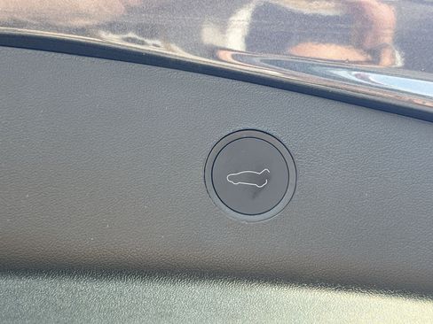 Used 2023 Tesla Model 3 Standard Range RWD image 24
