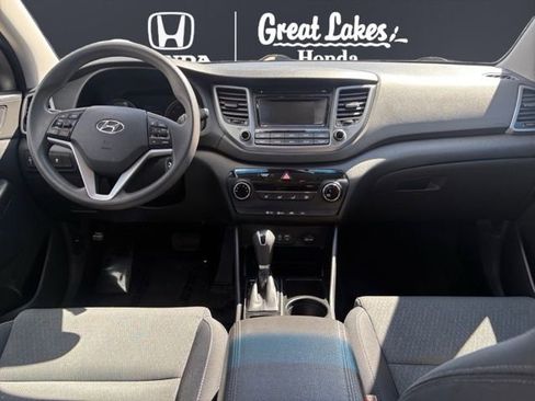 Used 2018 Hyundai Tucson SE image 10