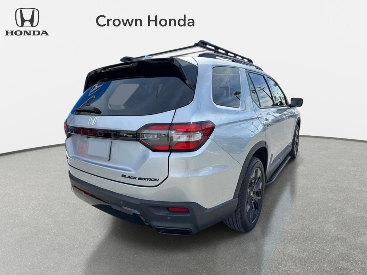 New 2026 Honda Pilot Black Edition image 5