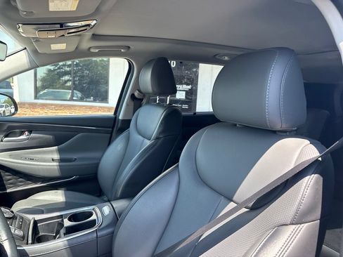 Used 2023 Hyundai Santa Fe SEL w/ Premium Package AWD/4WD image 3