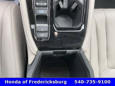 Certified 2024 Honda Accord Touring image 31
