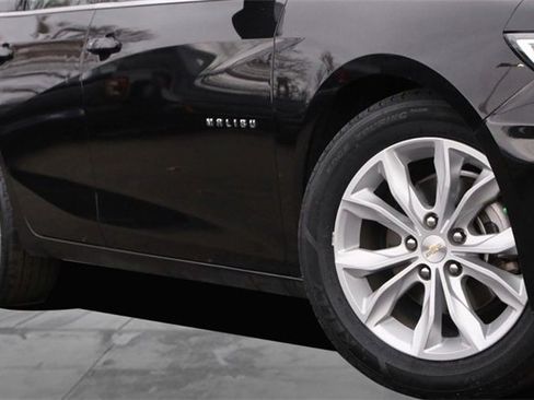 Used 2024 Chevrolet Malibu LT image 3