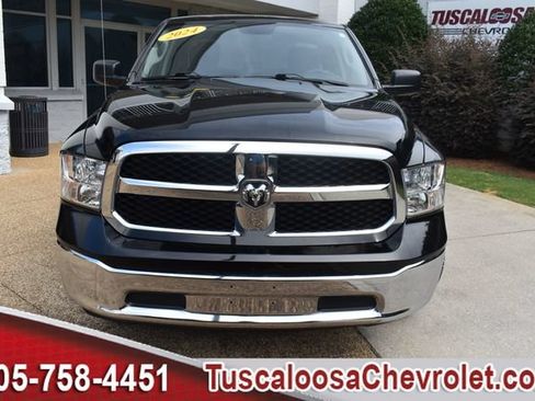 Used 2024 RAM 1500 Classic SLT AWD/4WD image 4