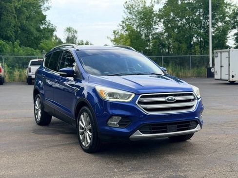 Used 2017 Ford Escape Titanium AWD/4WD image 2