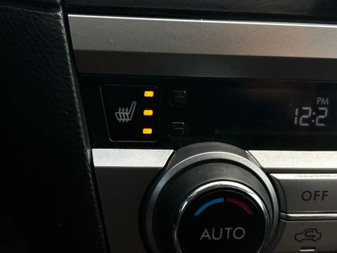 Used 2017 Subaru Outback 2.5i Touring image 39