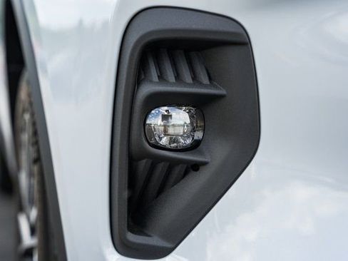 New 2025 Ford Escape SE w/ PHEV Premium Package image 24