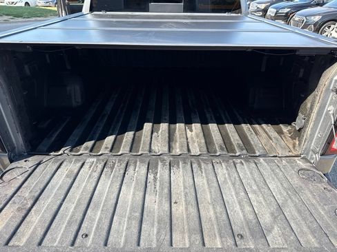 Used 2020 GMC Sierra 1500 Elevation w/ Elevation Value Package AWD/4WD image 29