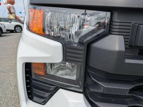 Used 2024 Chevrolet Silverado 1500 Custom AWD/4WD image 11