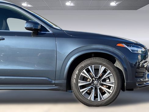Used 2022 Volvo XC90 T6 Momentum w/ Climate Package image 22