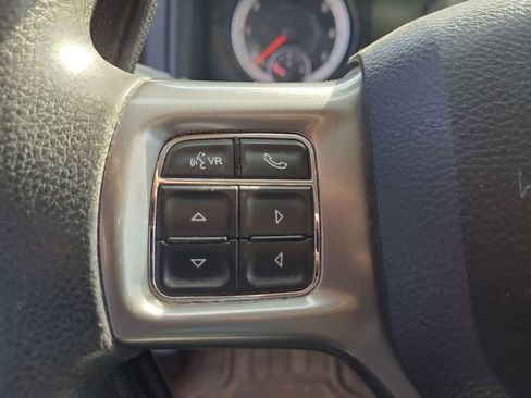 Used 2021 RAM 1500 Classic SLT image 19