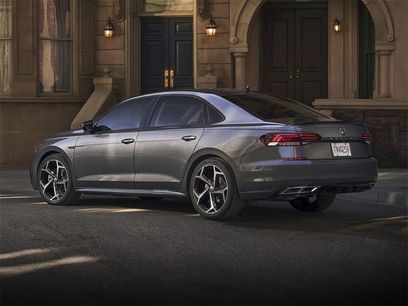 Used 2020 Volkswagen Passat 2.0T SE