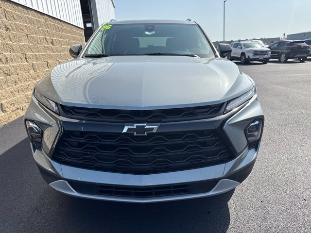 New 2026 Chevrolet Blazer LT w/ Convenience Package FWD image 3