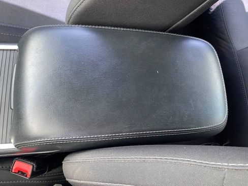 Used 2016 Dodge Charger SXT RWD image 19