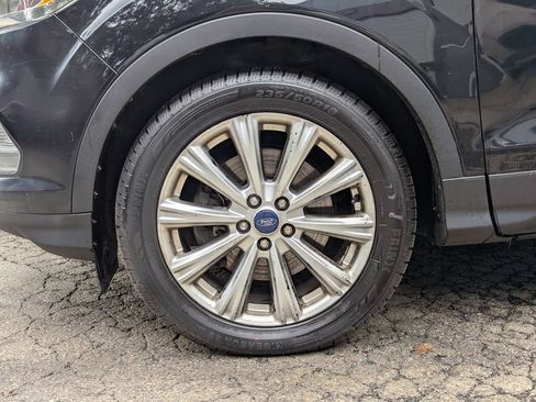 Used 2017 Ford Escape Titanium AWD/4WD image 13