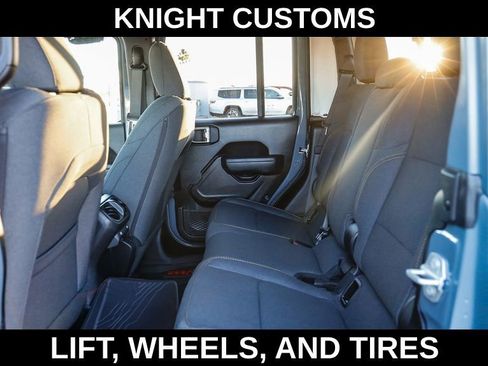 New 2025 Jeep Gladiator Sport image 20