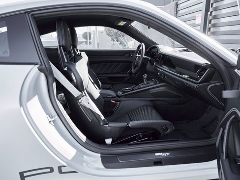 Used 2024 Porsche 911 S/T w/ Extended Leather Package image 28