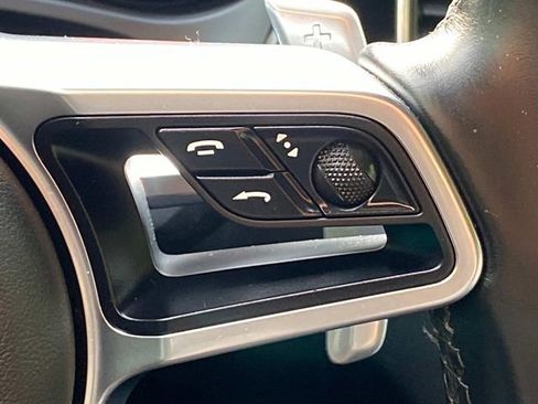 Used 2018 Porsche Macan AWD/4WD image 21