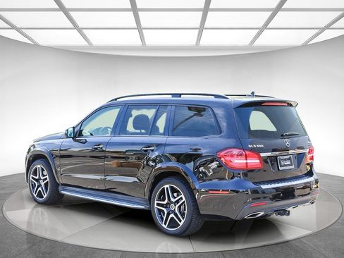 Used 2018 Mercedes-Benz GLS 550 4MATIC image 2