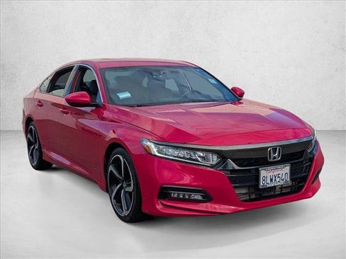 Used 2019 Honda Accord Sport image 3