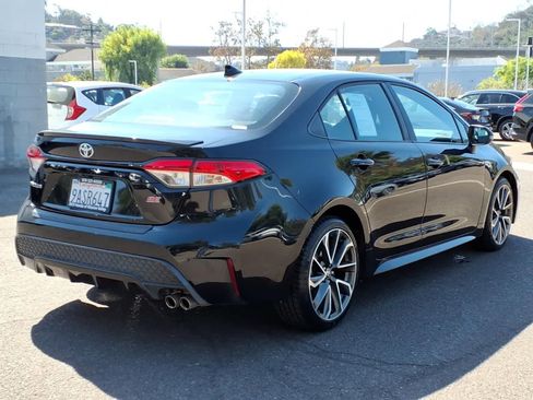 Used 2022 Toyota Corolla SE FWD image 4