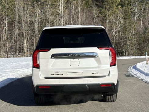 Used 2024 GMC Yukon XL SLT image 8