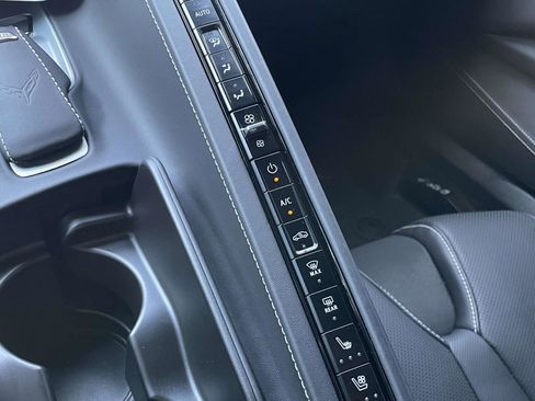 Used 2024 Chevrolet Corvette Z06 RWD image 33