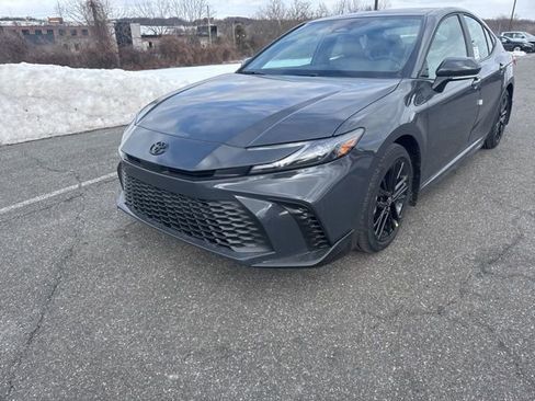 New 2026 Toyota Camry SE image 3