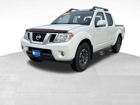 Used 2015 Nissan Frontier PRO-4X w/ Pro-4x Luxury Package image 3