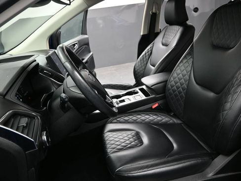 Used 2024 Ford Edge Titanium AWD/4WD image 15