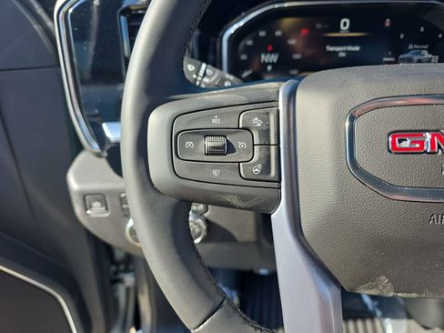 New 2026 GMC Sierra 1500 Elevation image 16