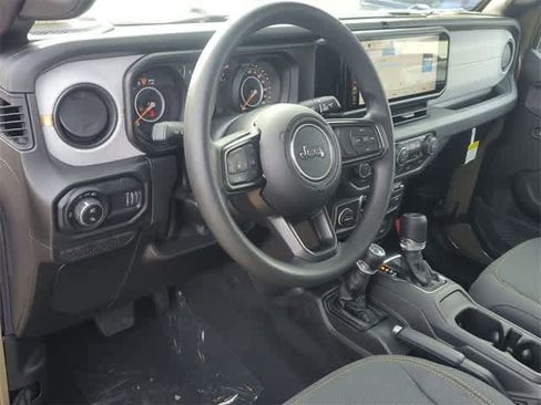 New 2026 Jeep Gladiator Sport image 10