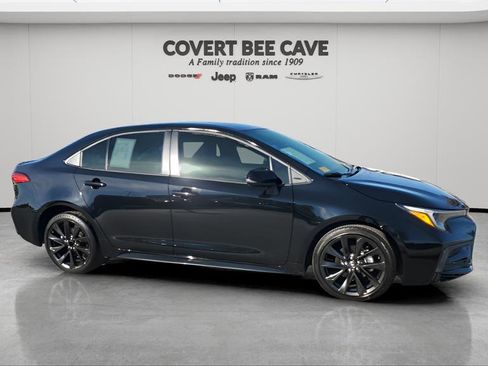 Used 2024 Toyota Corolla SE image 13