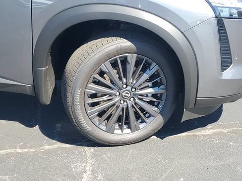 New 2026 Nissan Pathfinder SL AWD/4WD image 9