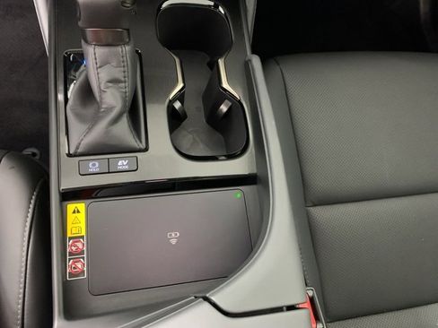 Used 2025 Lexus ES 300h F Sport w/ Accessory Package (Z2) image 26