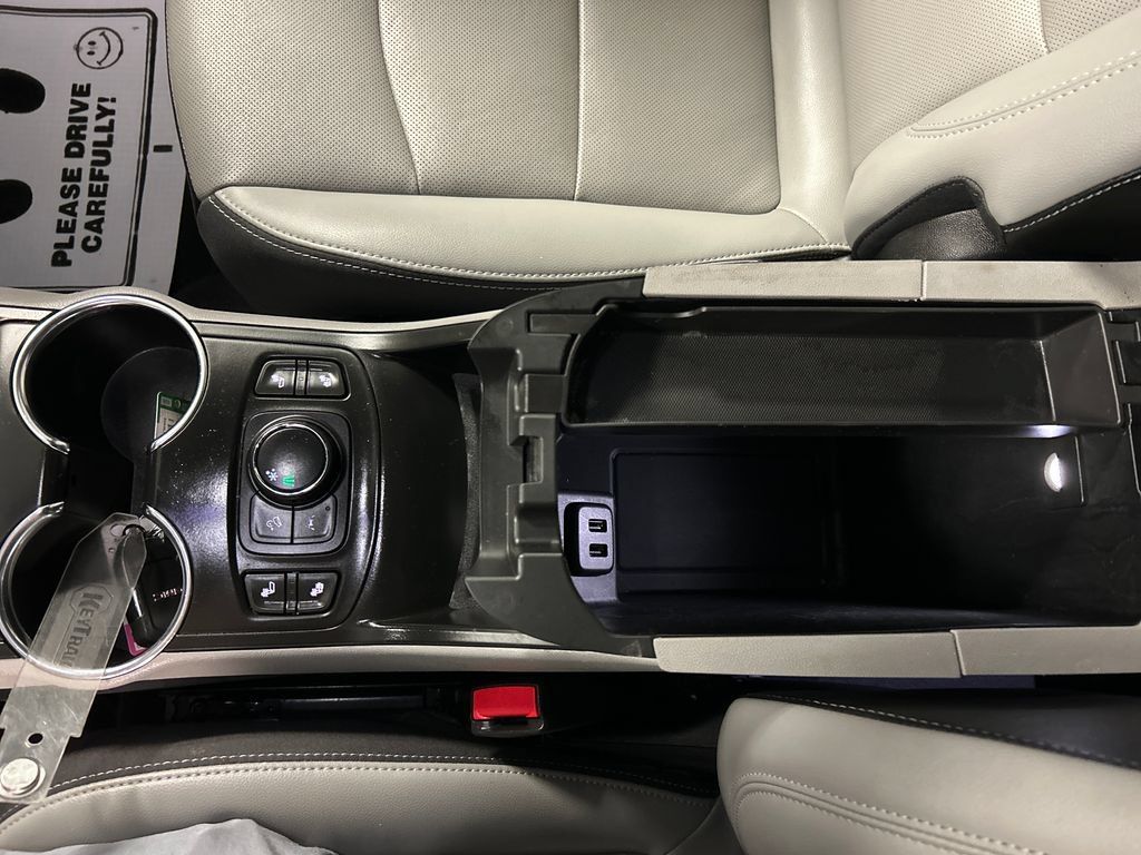 Used 2023 GMC Terrain SLT FWD image 20