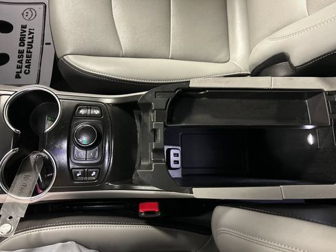 Used 2023 GMC Terrain SLT FWD image 20