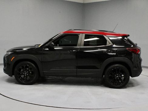 Used 2021 Chevrolet TrailBlazer RS w/ Technology Package AWD/4WD image 8