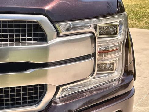 Used 2018 Ford F150 Platinum w/ Equipment Group 701A Luxury RWD image 24