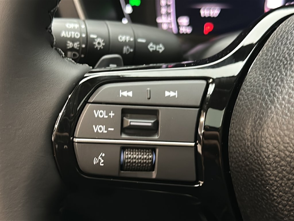New 2026 Honda Pilot Touring image 28