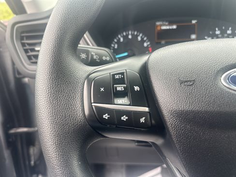Used 2022 Ford Escape S AWD/4WD image 19