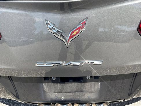 Used 2016 Chevrolet Corvette Stingray Coupe w/ Battery Protection Package RWD image 19