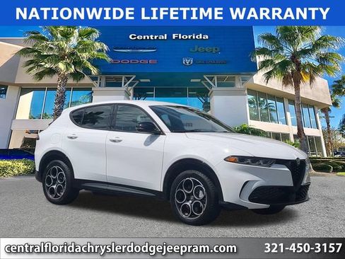 Used 2025 Alfa Romeo Tonale w/ Premium Package AWD/4WD image 1