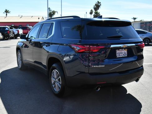 Used 2022 Chevrolet Traverse LT image 6