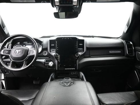 Used 2024 RAM 1500 Laramie AWD/4WD image 22