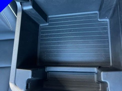 Used 2024 Chevrolet Tahoe Premier image 20