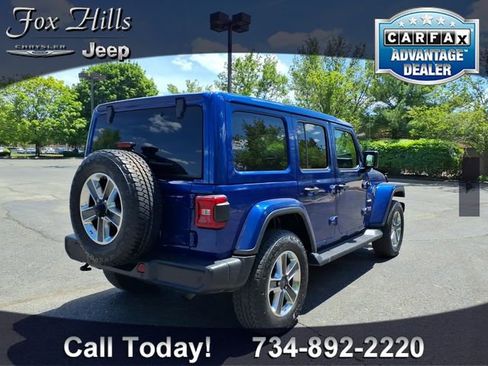 Used 2020 Jeep Wrangler Unlimited Sahara AWD/4WD image 9
